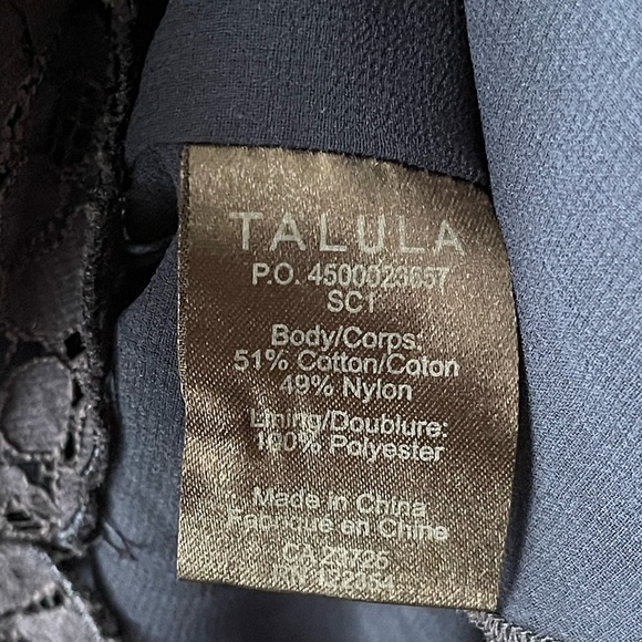 Aritzia TALULA Betsy Lace Top navy blue XS - Picture 6 of 9